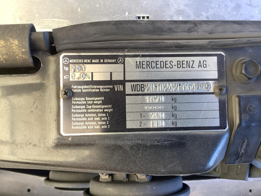 Photo '13' of Mercedes-Benz 190E Photo '13' of Mercedes-Benz 190E