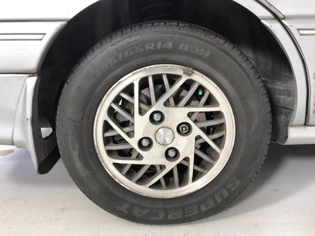 Photo '12' of Mitsubishi Galant