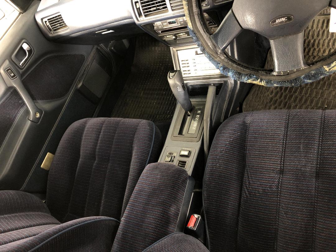 Photo '18' of Mitsubishi Galant