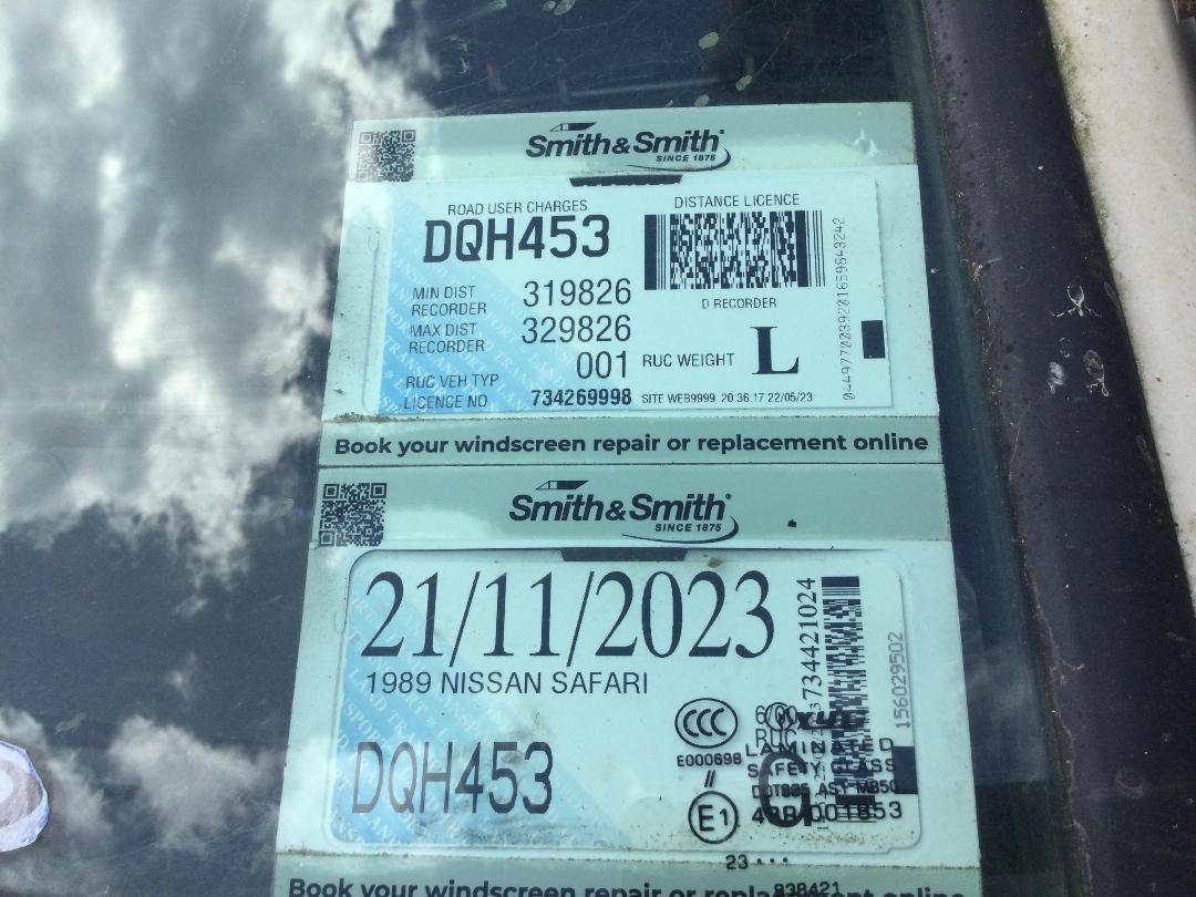 Photo '12' of Nissan Safari