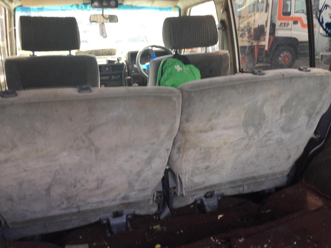 Photo '19' of Nissan Safari