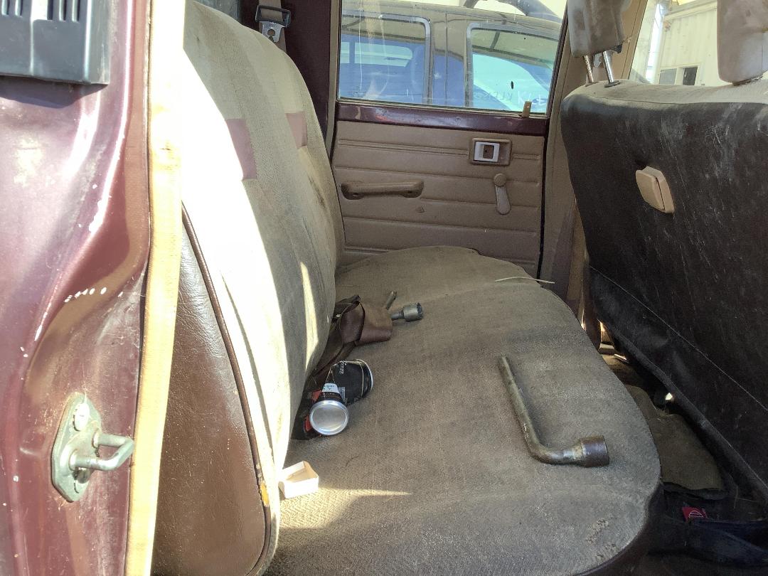 Photo '13' of Toyota HI LUX