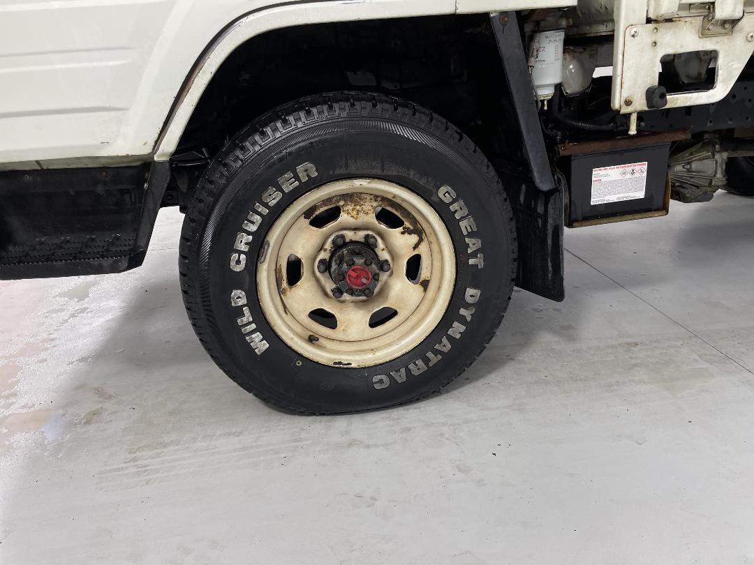 Photo '10' of Toyota Hiace