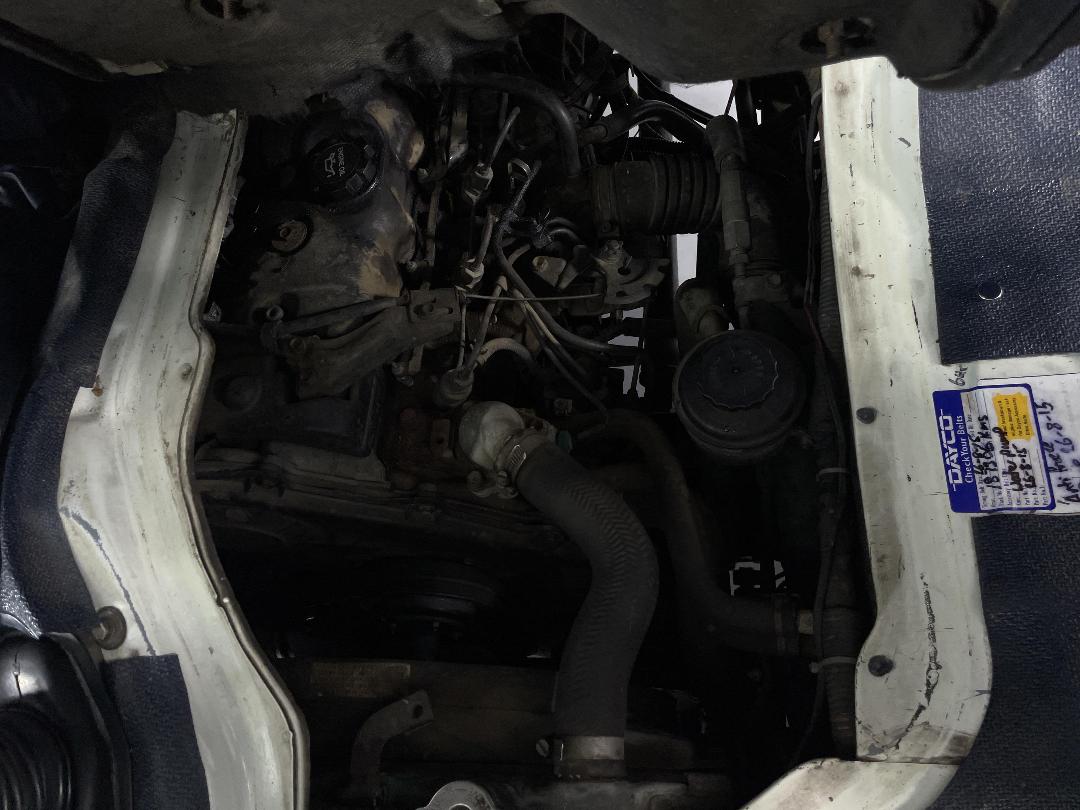 Photo '13' of Toyota Hiace