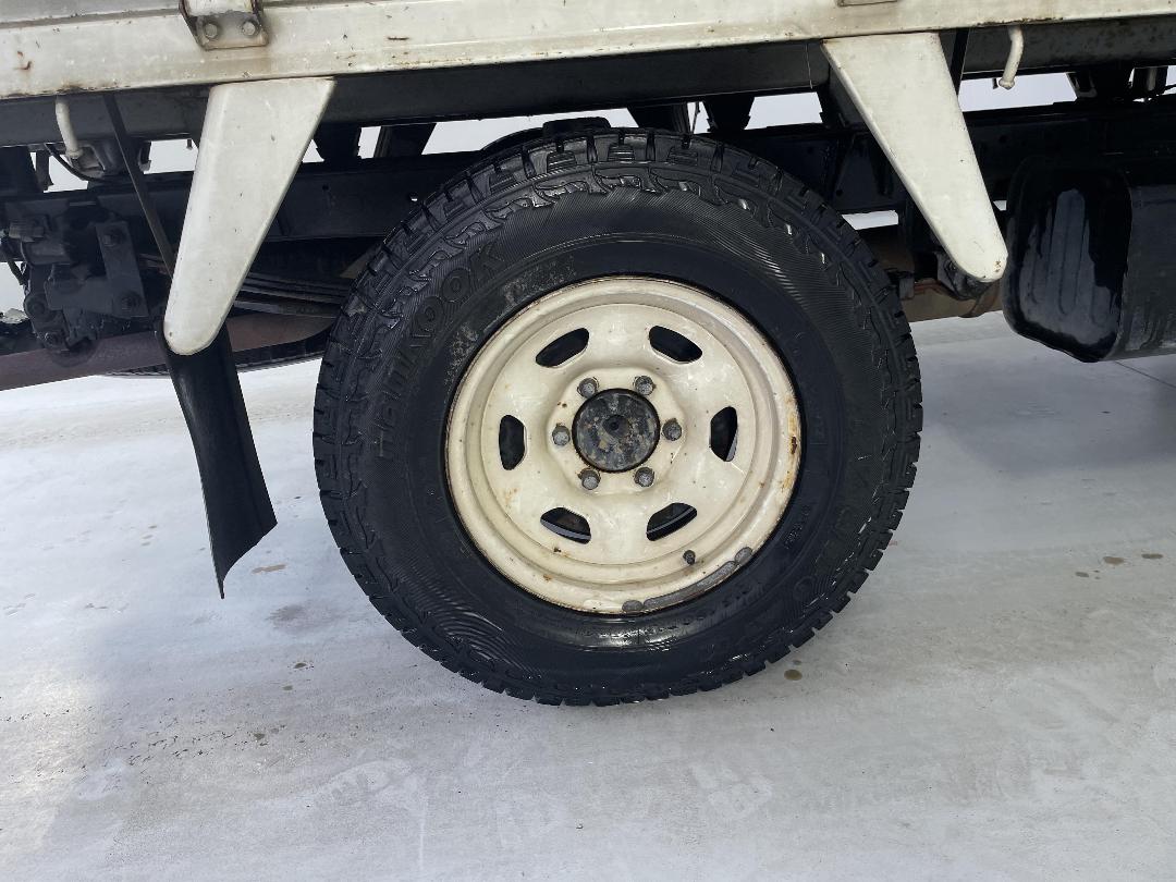 Photo '12' of Toyota Hiace