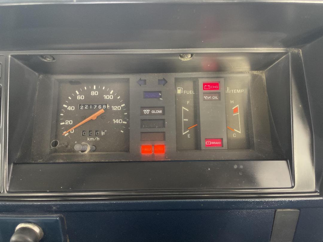 Photo '18' of Toyota Hiace