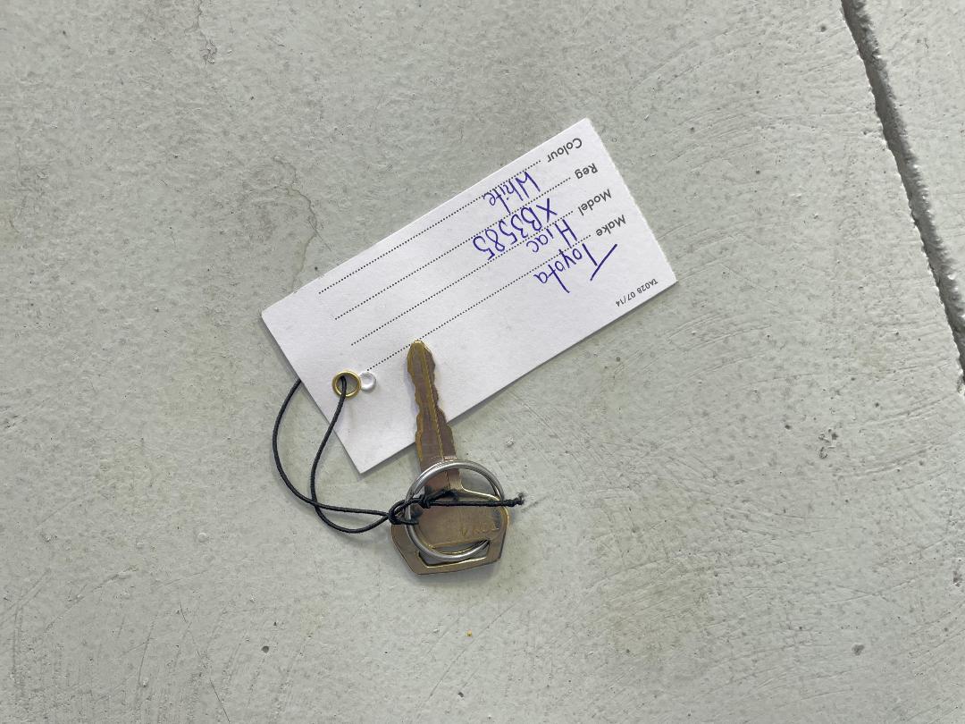 Photo '19' of Toyota Hiace