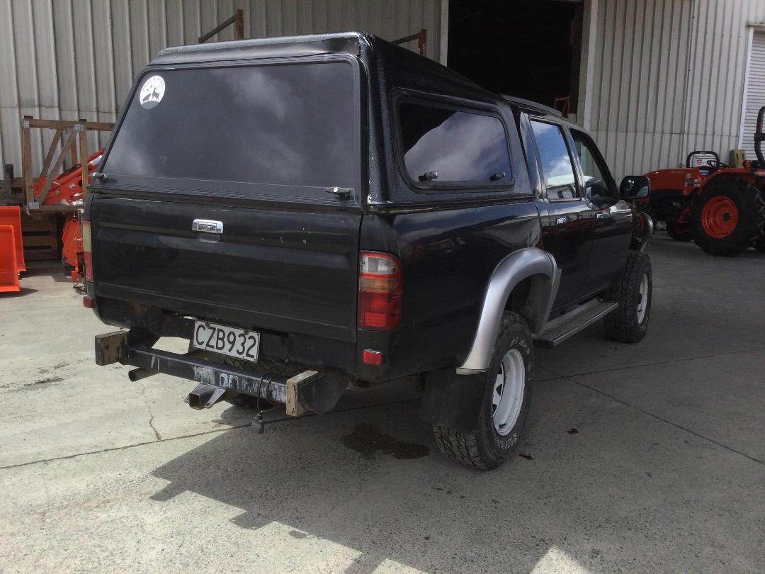 Photo '8' of Toyota Hilux Photo '8' of Toyota Hilux