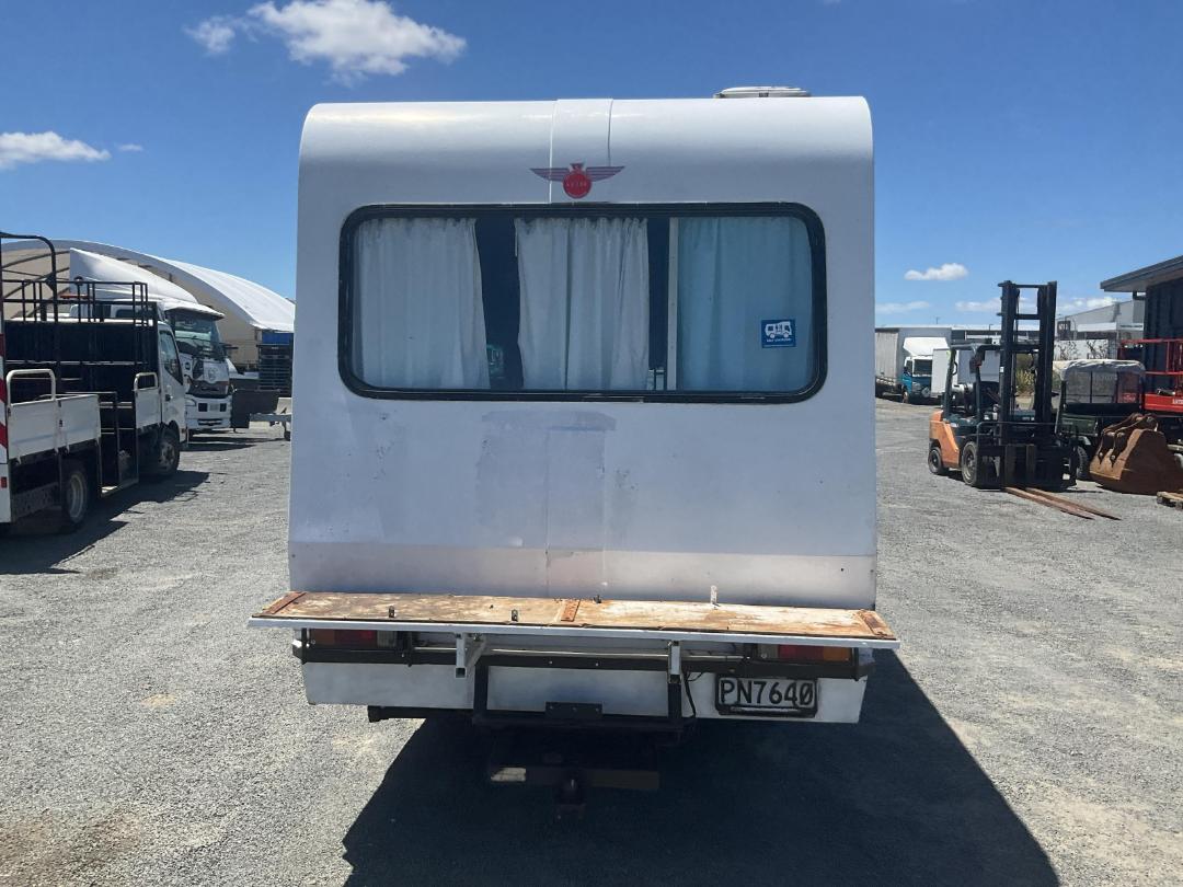 Photo '4' of Daihatsu Delta V118DJU Caravan Photo '4' of Daihatsu Delta V118DJU Caravan