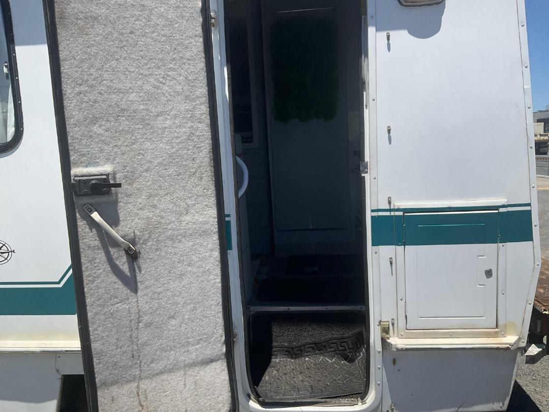 Photo '11' of Daihatsu Delta V118DJU Caravan Photo '11' of Daihatsu Delta V118DJU Caravan