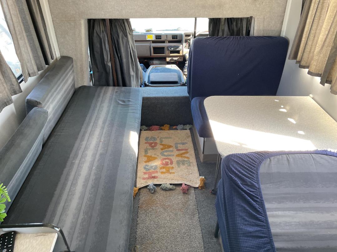 Photo '14' of Daihatsu Delta V118DJU Caravan Photo '14' of Daihatsu Delta V118DJU Caravan