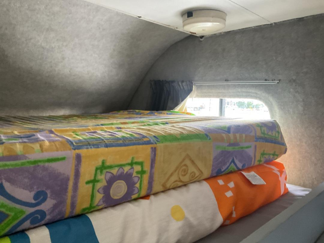 Photo '34' of Daihatsu Delta V118DJU Caravan Photo '34' of Daihatsu Delta V118DJU Caravan