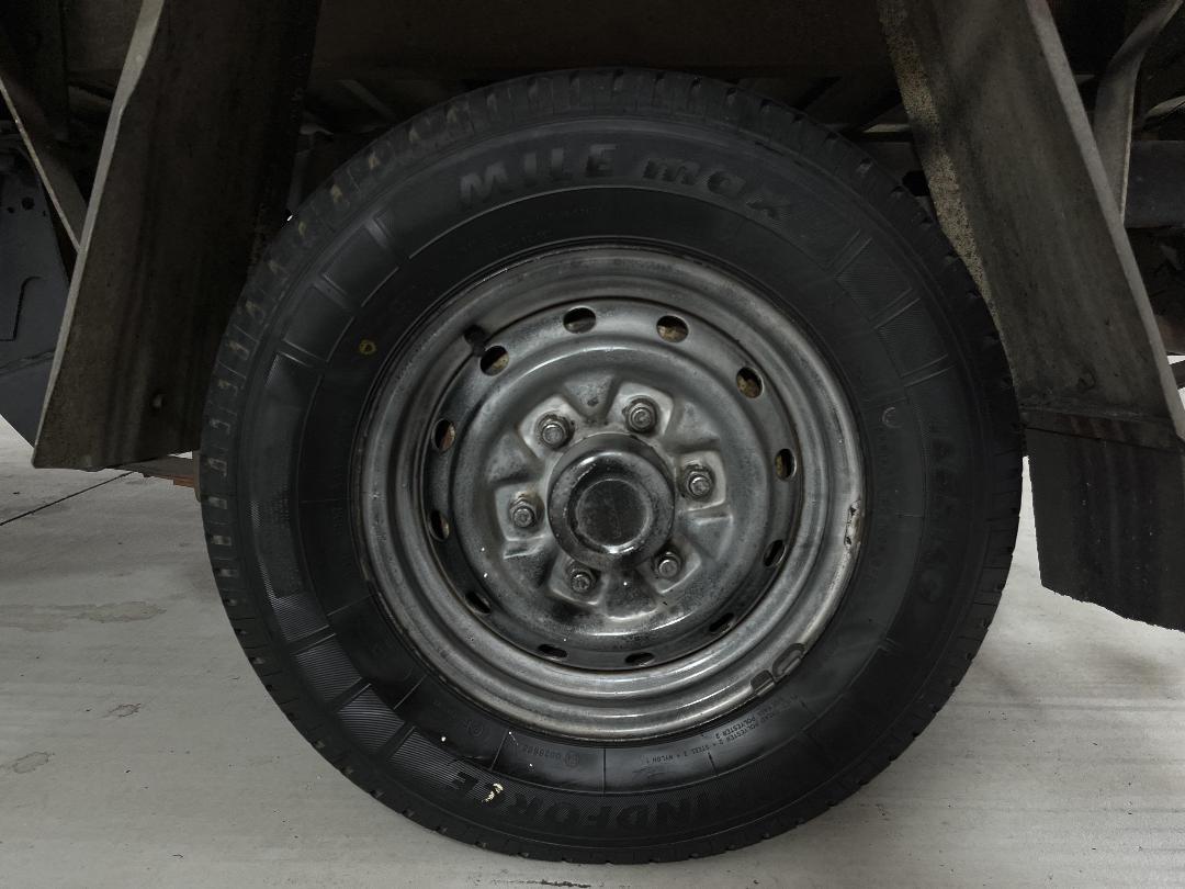 Photo '11' of Mazda B2000 Photo '11' of Mazda B2000