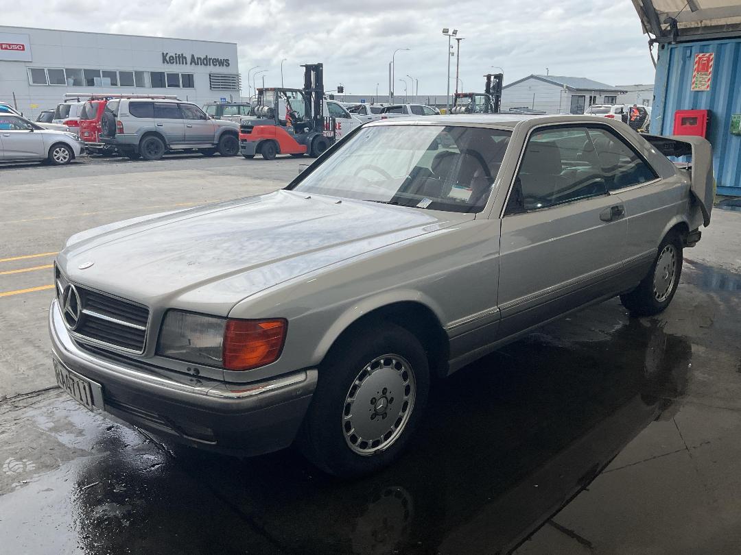 Photo '6' of Mercedes-Benz 420 SEC