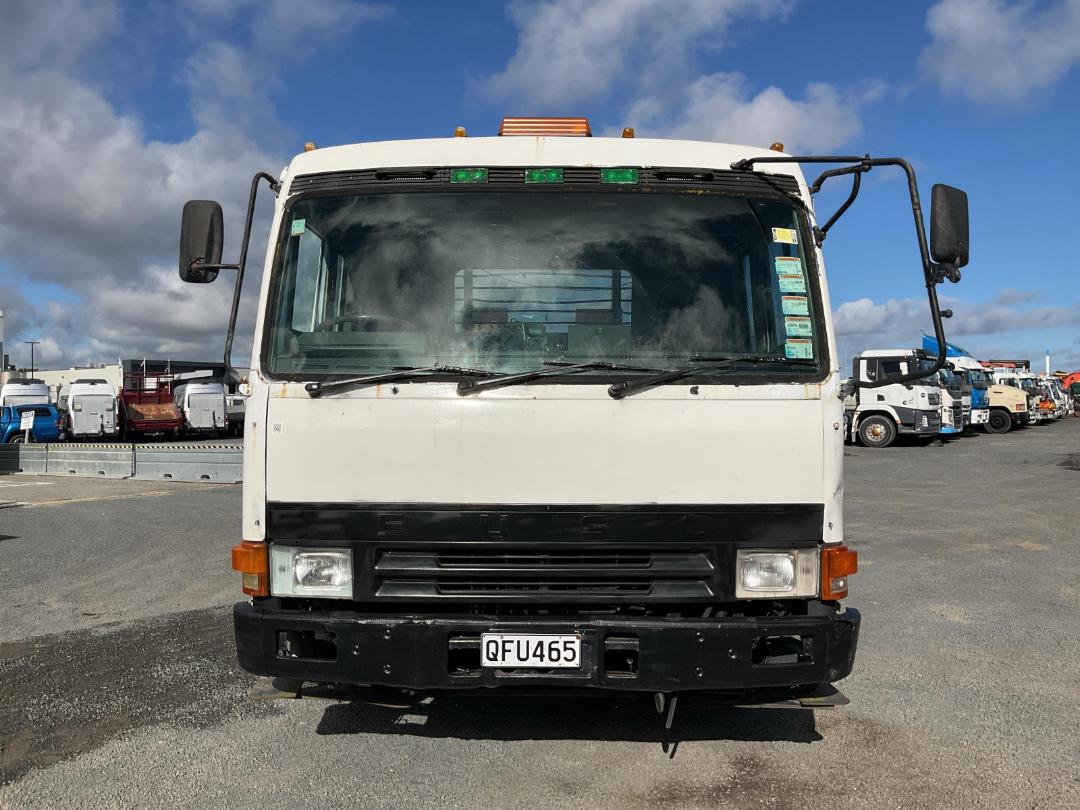 Photo '10' of Mitsubishi Fuso Transporter Photo '10' of Mitsubishi Fuso Transporter