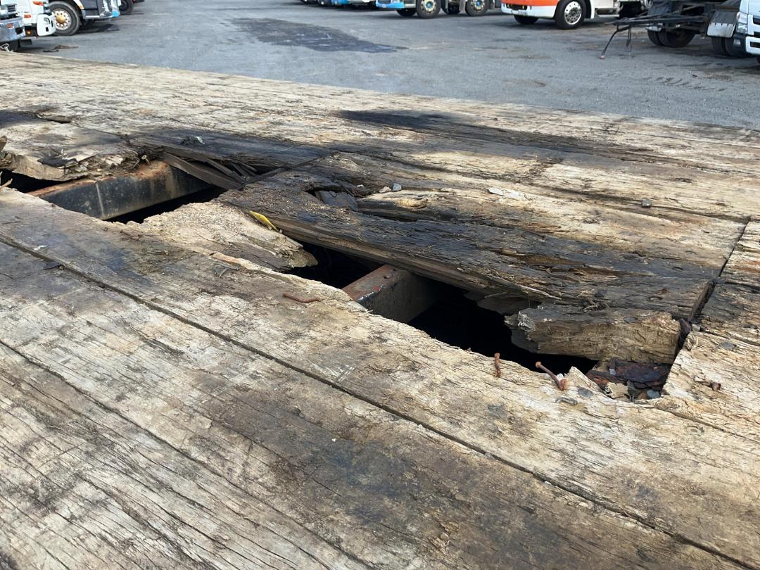 Photo '20' of Mitsubishi Fuso Transporter Photo '20' of Mitsubishi Fuso Transporter