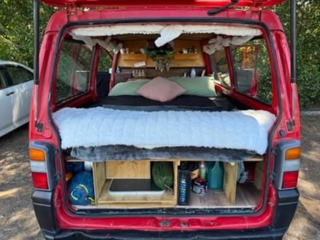 Photo '11' of Mitsubishi L300 Van