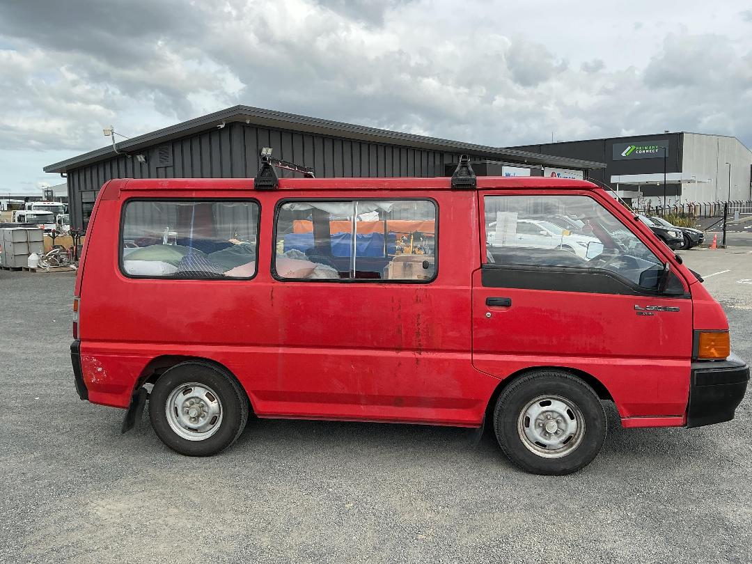 Photo '3' of Mitsubishi L300 Van