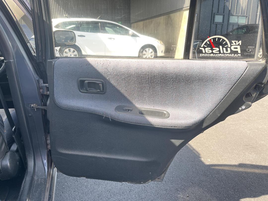 Photo '13' of Nissan Pulsar GTI Photo '13' of Nissan Pulsar GTI