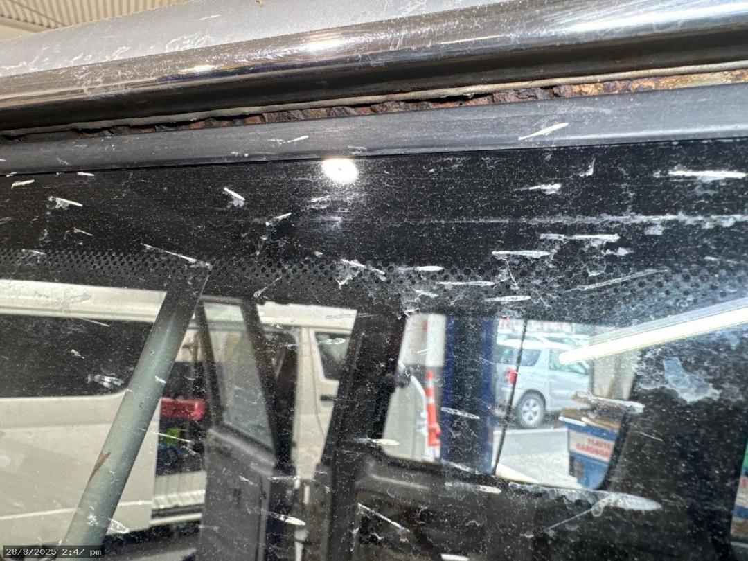 Photo '3' of Toyota Landcruiser LX Photo '3' of Toyota Landcruiser LX