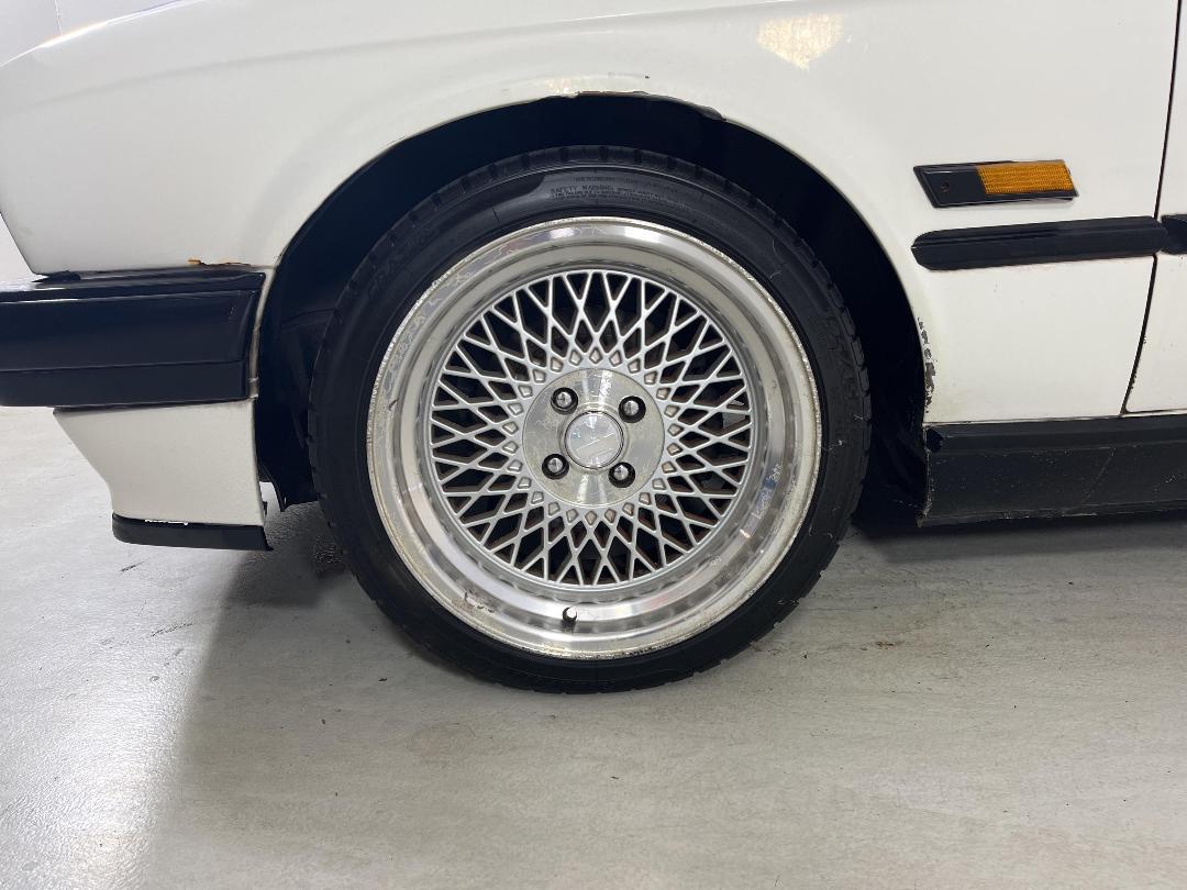 Photo '10' of BMW 318I CON