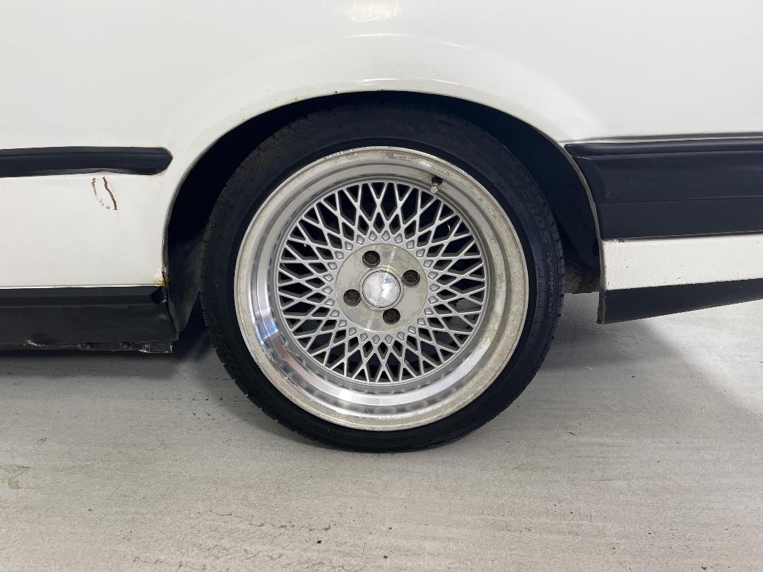 Photo '11' of BMW 318I CON