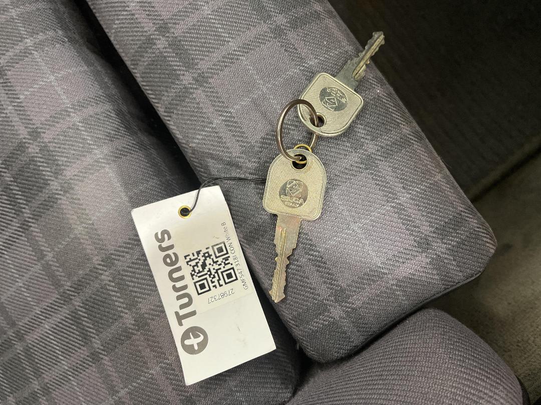 Photo '21' of BMW 318I CON