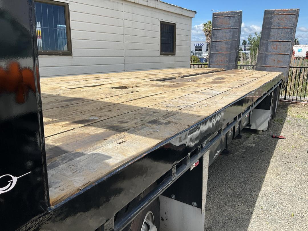 Photo '11' of Hino FW U-FW1FWA Transporter