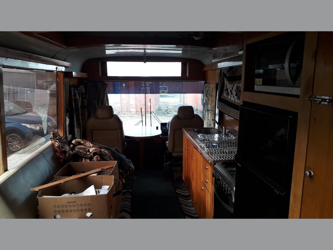 Photo '15' of Hino Rainbow Bus Photo '15' of Hino Rainbow Bus