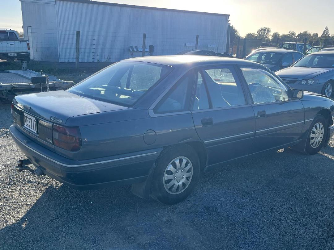 Photo '6' of Holden Commodore Exec Photo '6' of Holden Commodore Exec