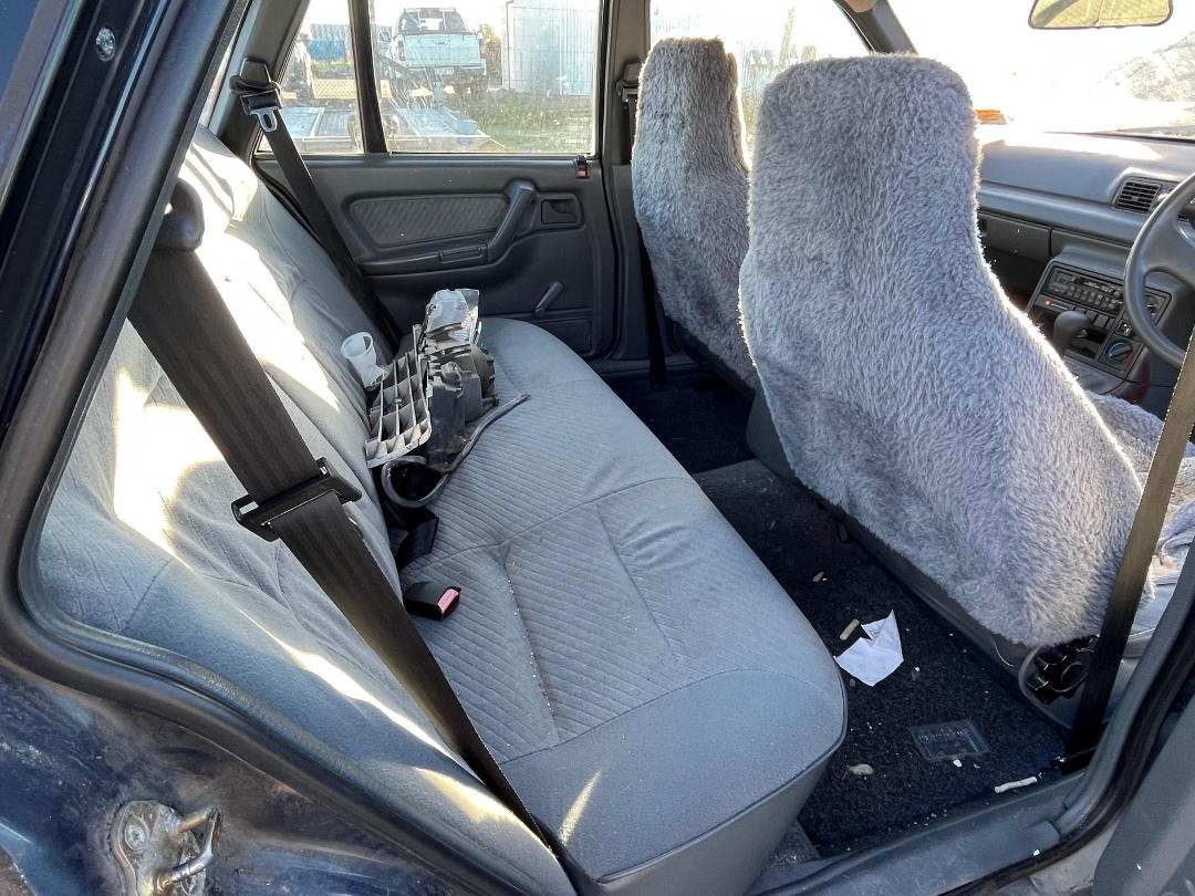 Photo '11' of Holden Commodore Exec Photo '11' of Holden Commodore Exec