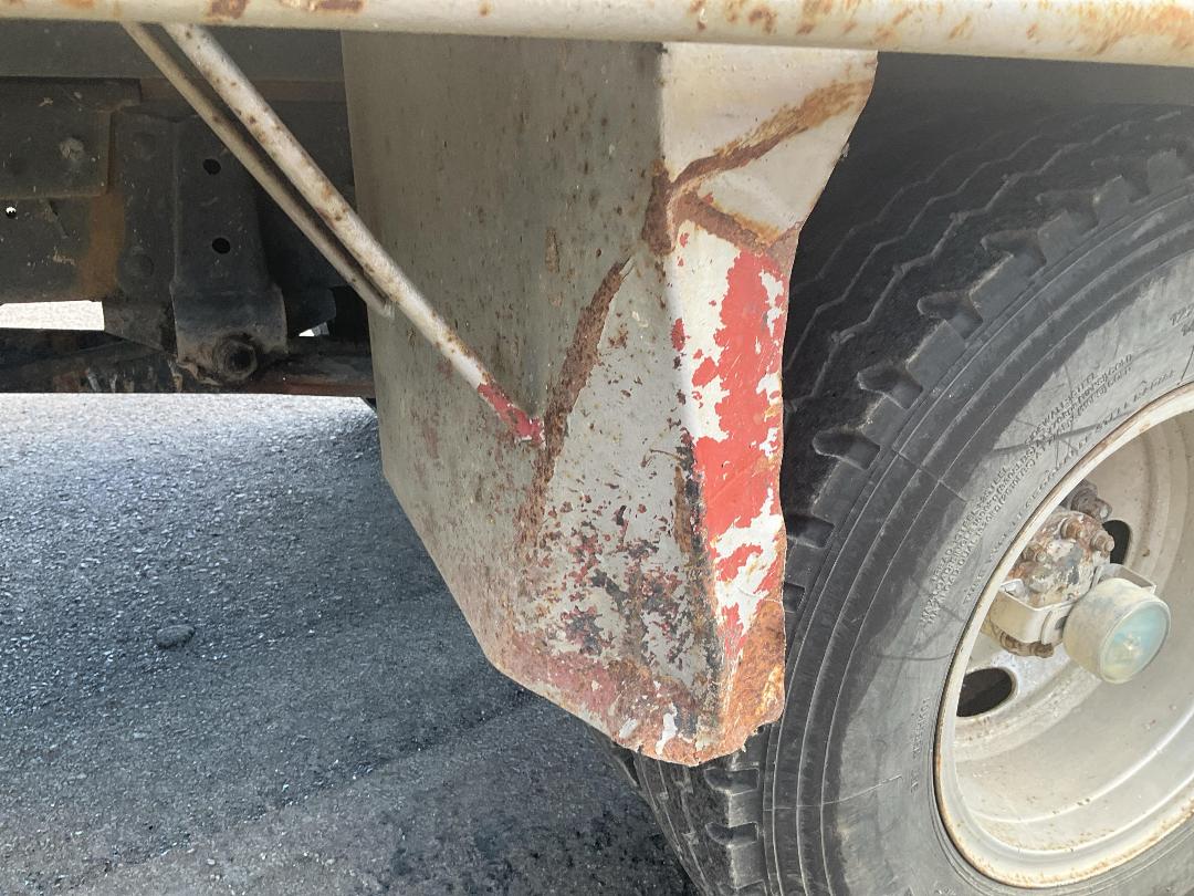 Photo '19' of Isuzu ELF 350 Tipper