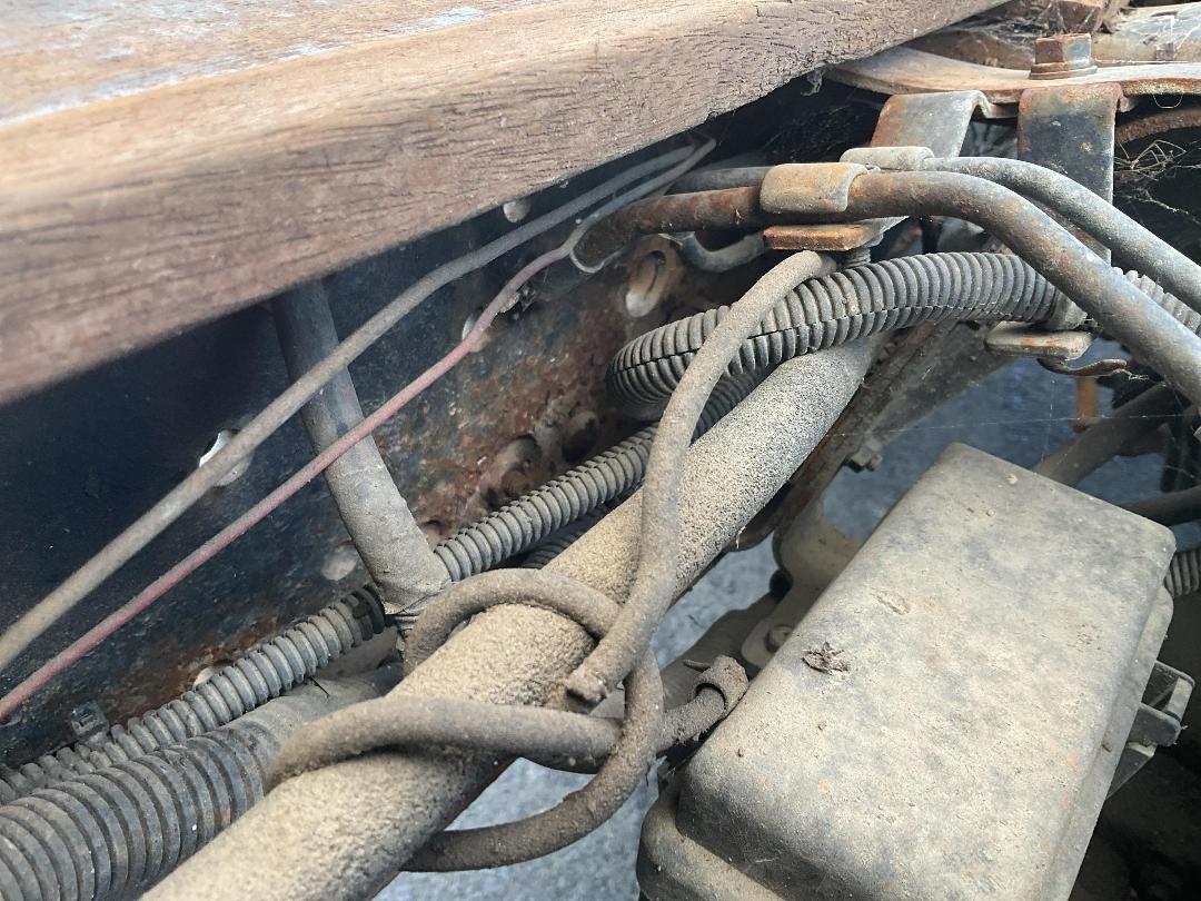 Photo '36' of Isuzu ELF 350 Tipper