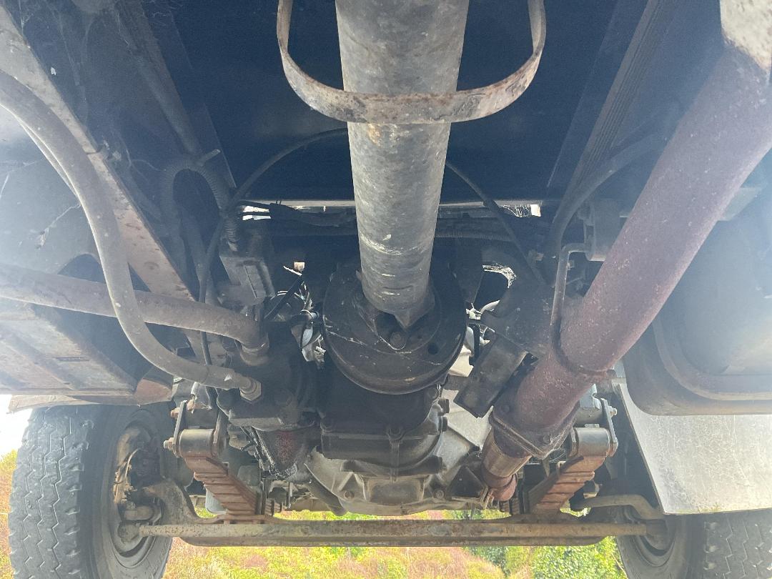 Photo '37' of Isuzu ELF 350 Tipper