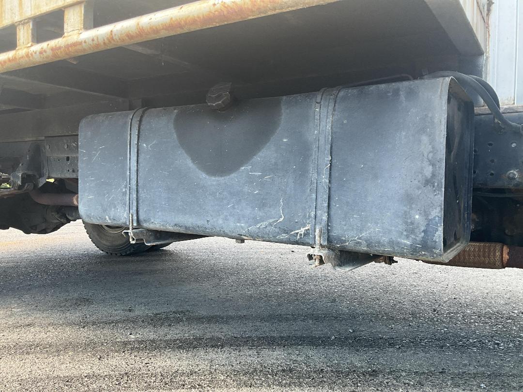 Photo '40' of Isuzu ELF 350 Tipper