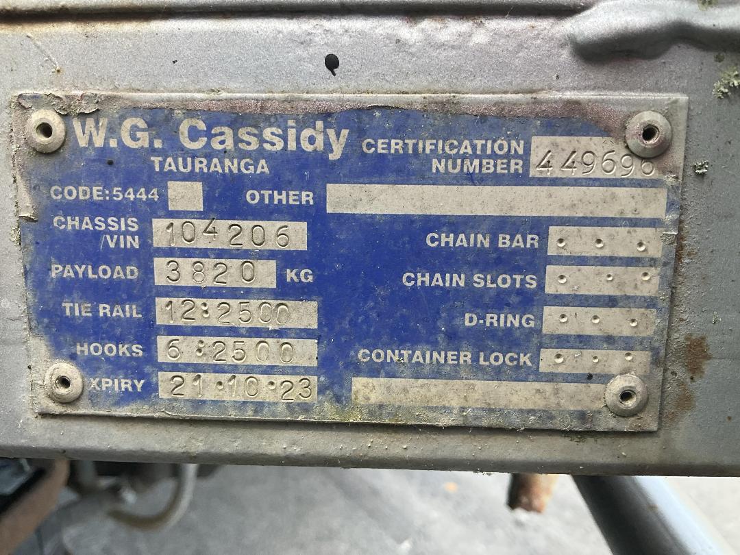 Photo '50' of Isuzu ELF 350 Tipper