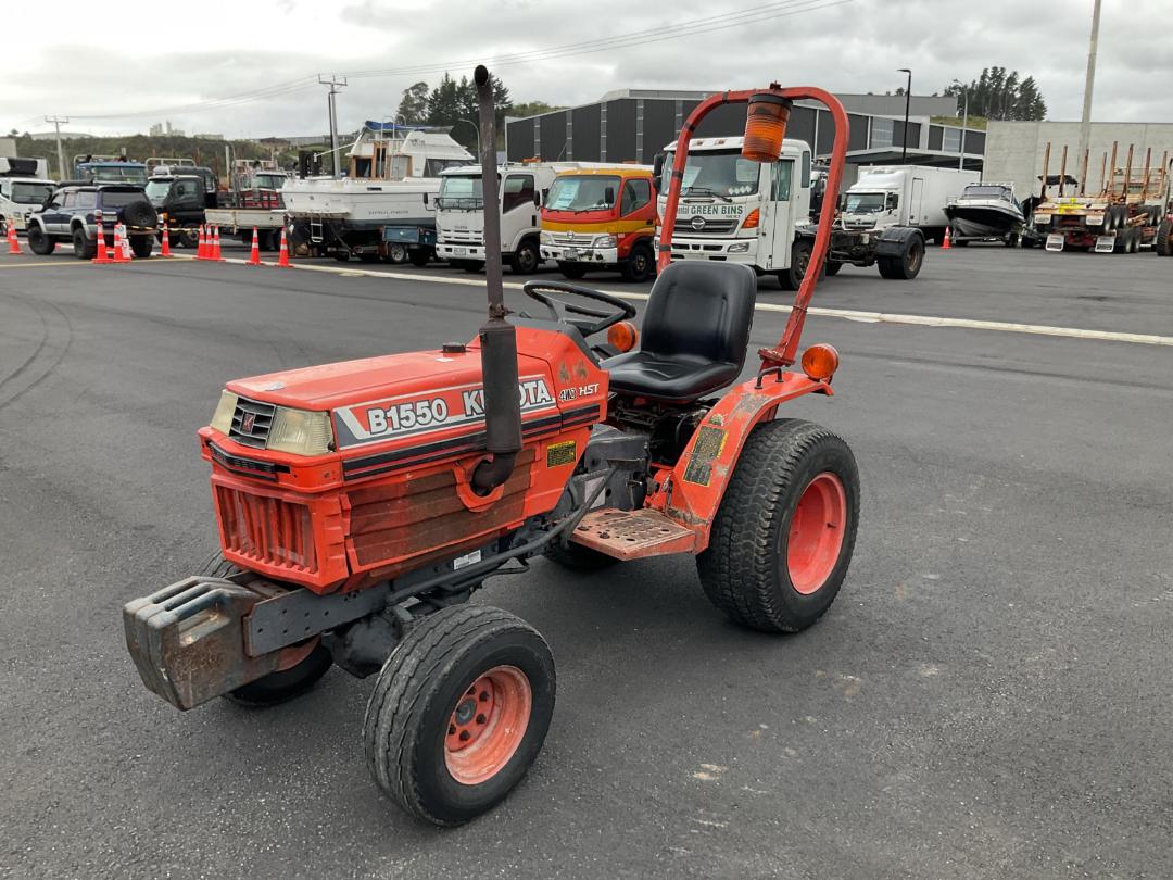 Photo '9' of Kubota B1550HSD Tractor Photo '9' of Kubota B1550HSD Tractor
