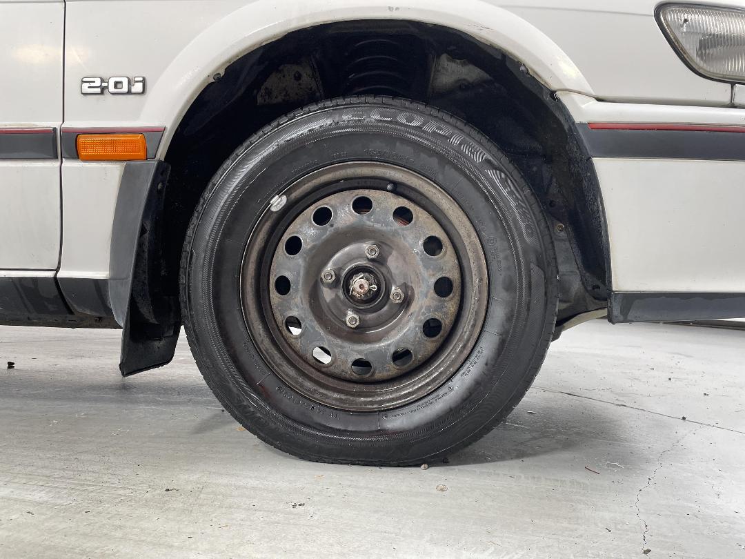 Photo '9' of Nissan Bluebird