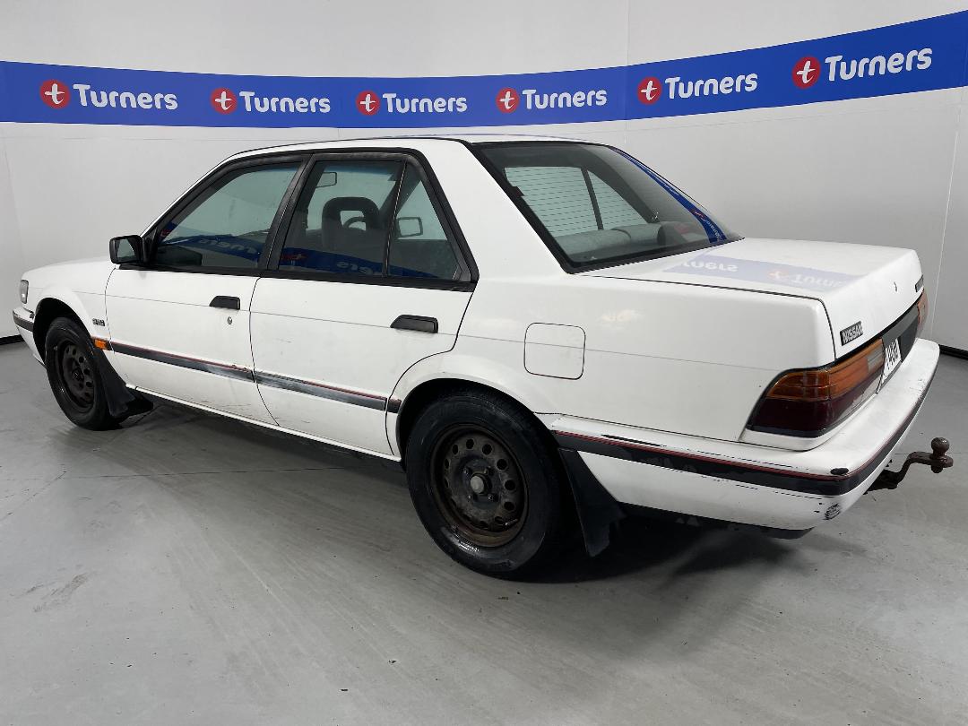 Photo '5' of Nissan Bluebird