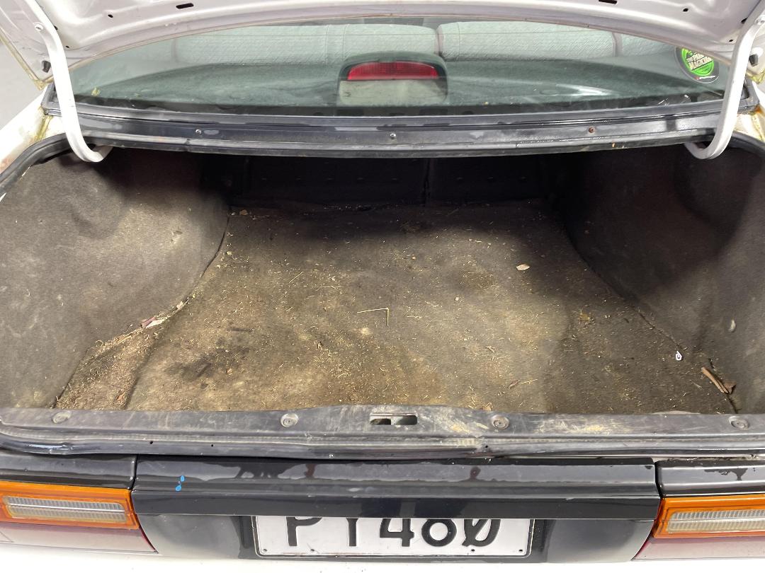 Photo '14' of Nissan Bluebird