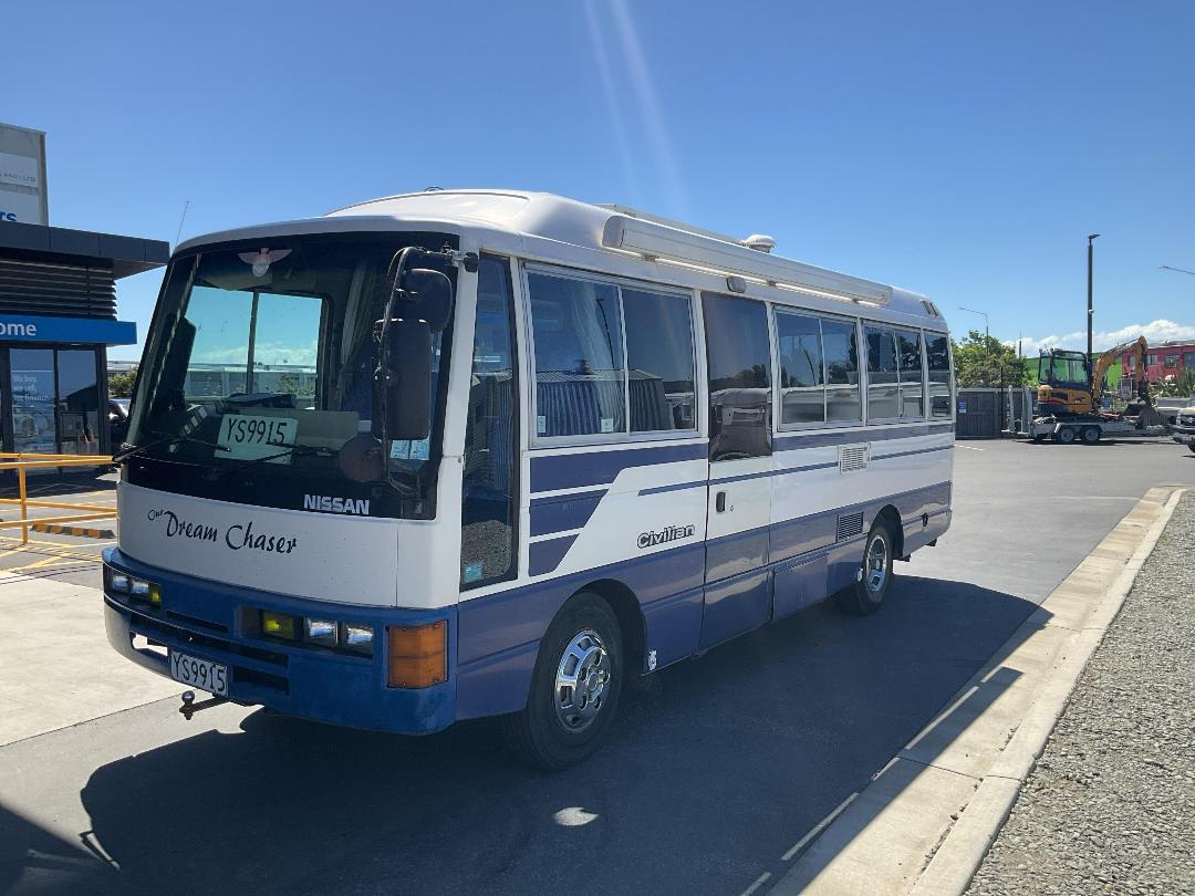 Photo '4' of Nissan Civilian Motorhome
