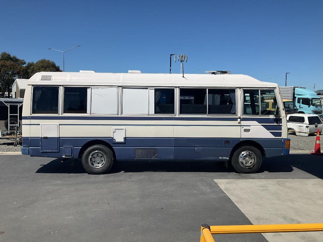 Photo '7' of Nissan Civilian Motorhome