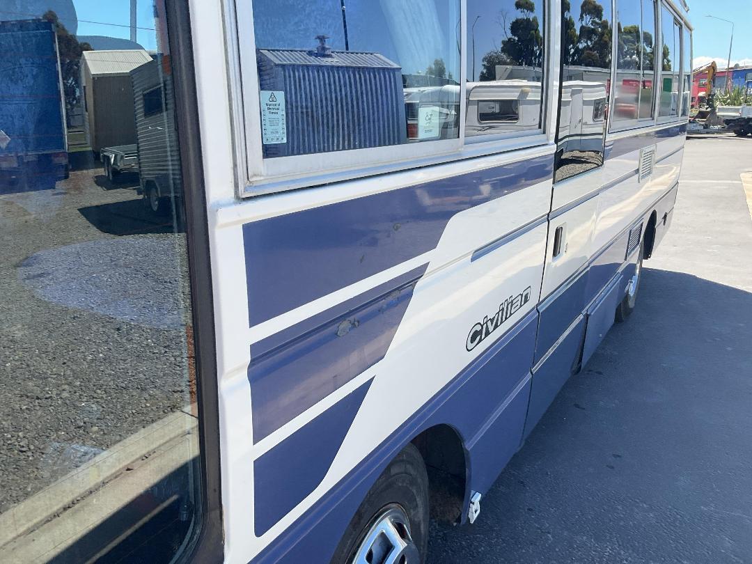 Photo '12' of Nissan Civilian Motorhome