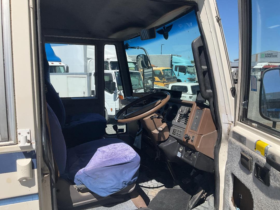 Photo '13' of Nissan Civilian Motorhome