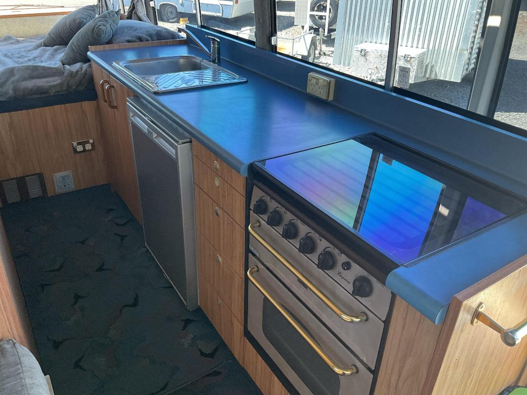 Photo '17' of Nissan Civilian Motorhome