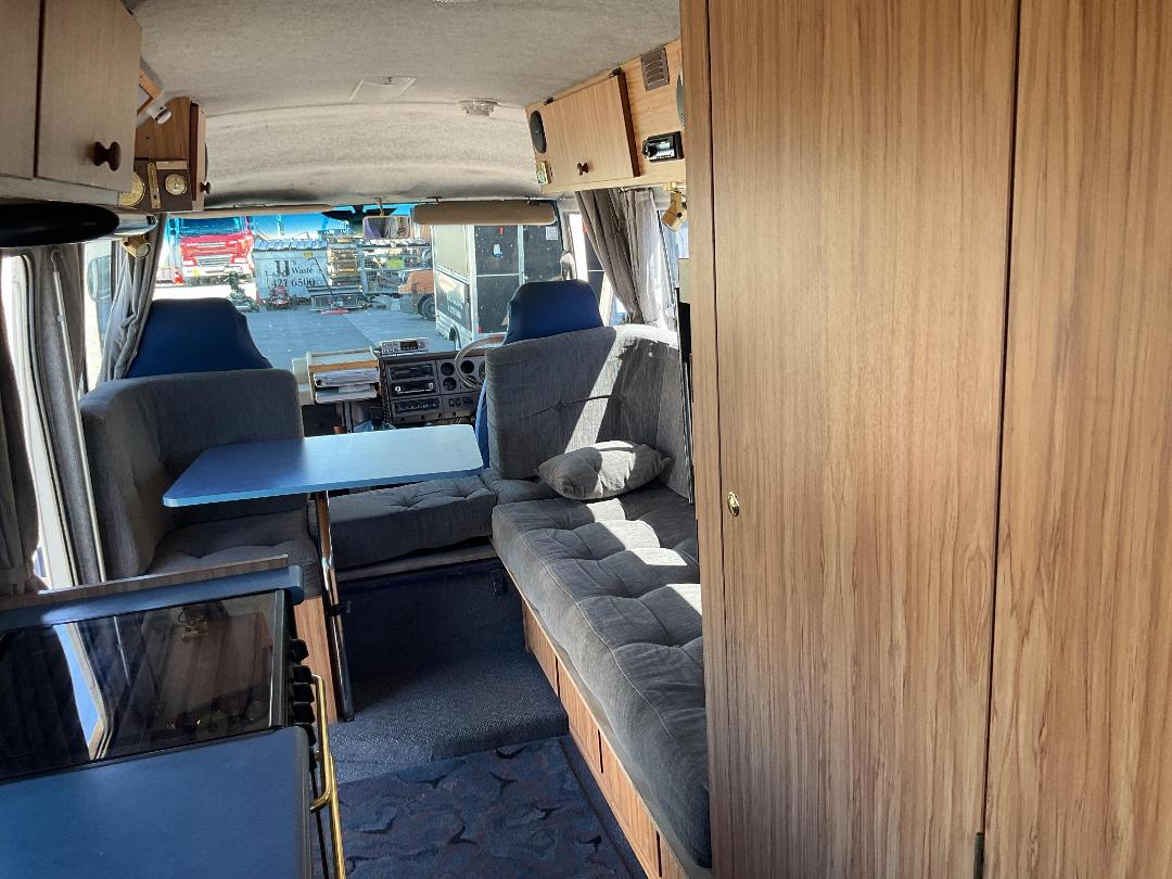 Photo '20' of Nissan Civilian Motorhome