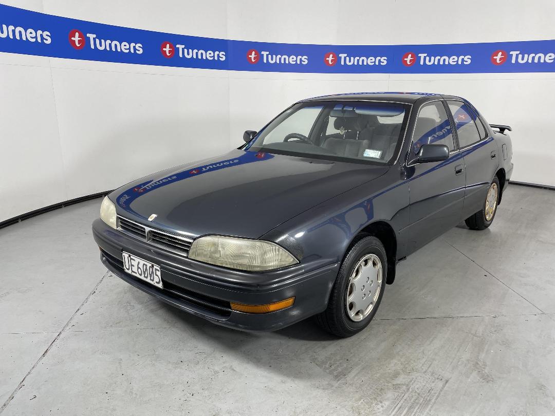 Photo '4' of Toyota Camry