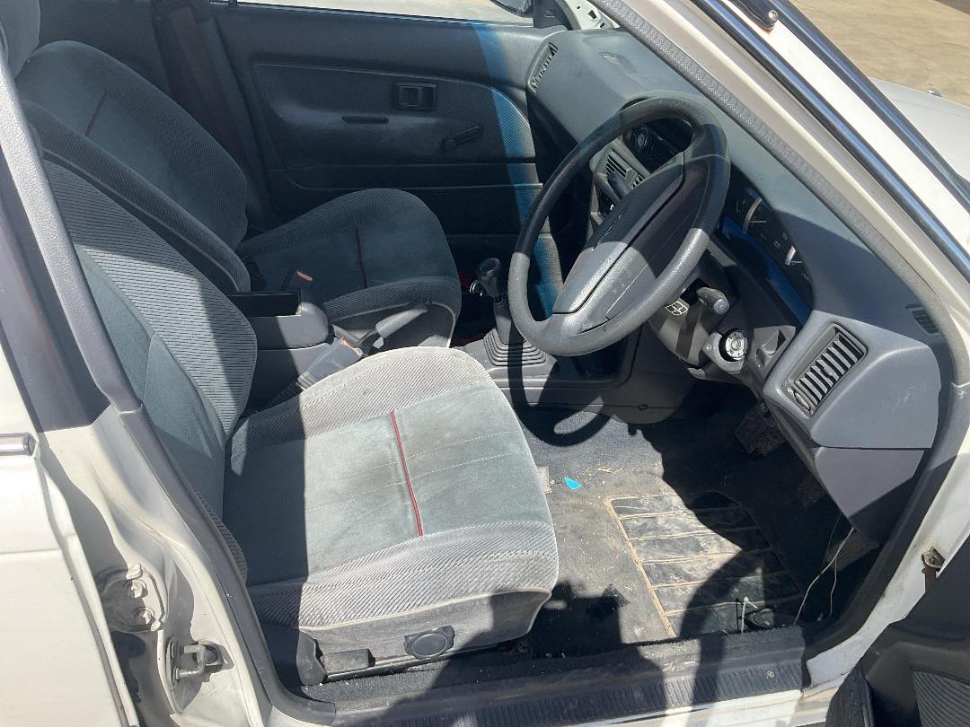 Photo '12' of Toyota Corolla SED MAN