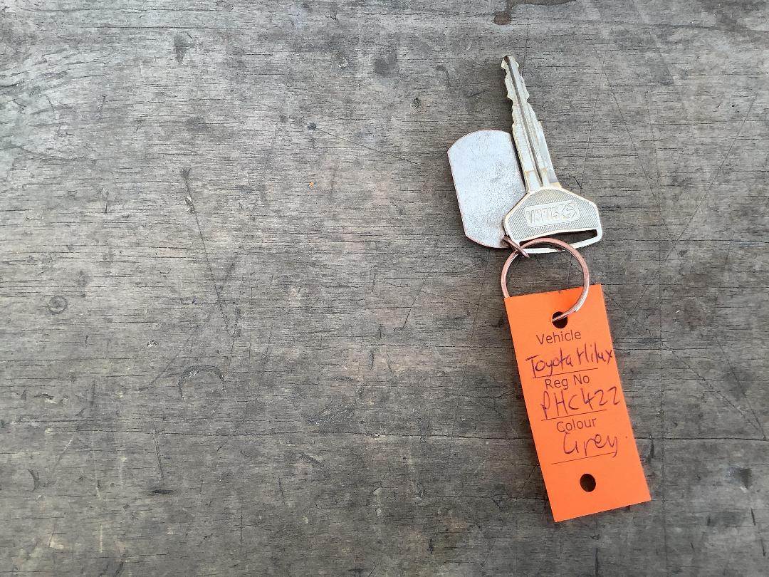 Photo '17' of Toyota Hilux Surf