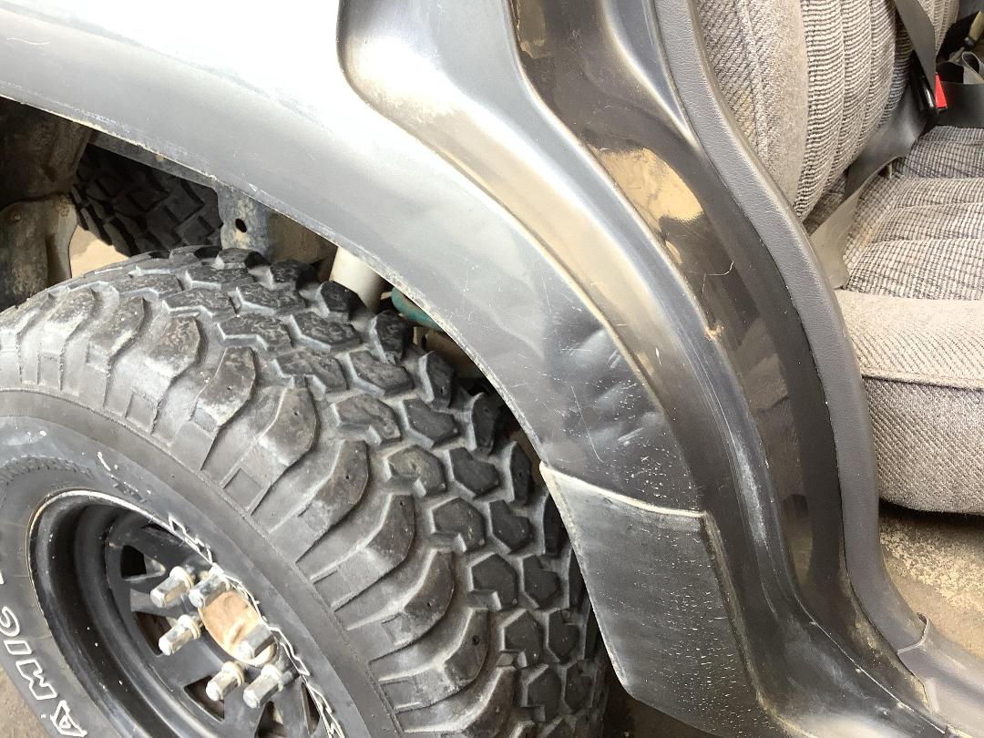 Photo '4' of Toyota Hilux Surf